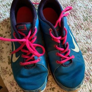 Nike vintage running shoes